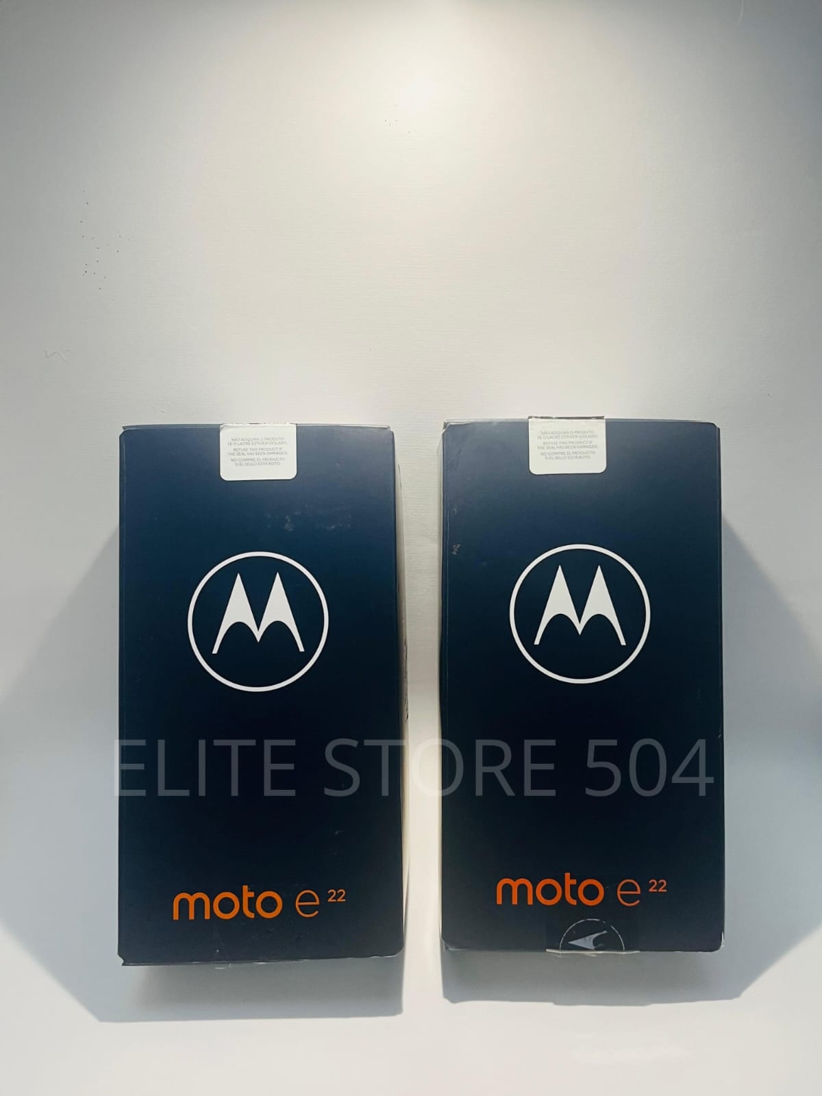 Motorola E22 open box